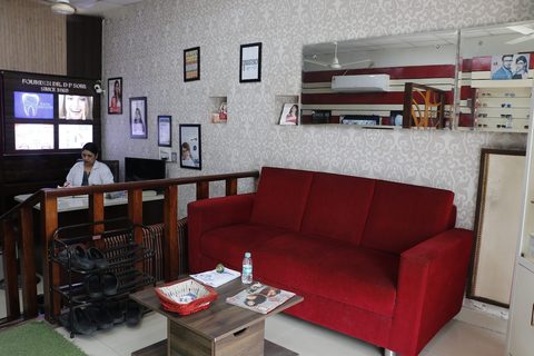 Soni Dental And Optical Clinic Jodhan photo 10